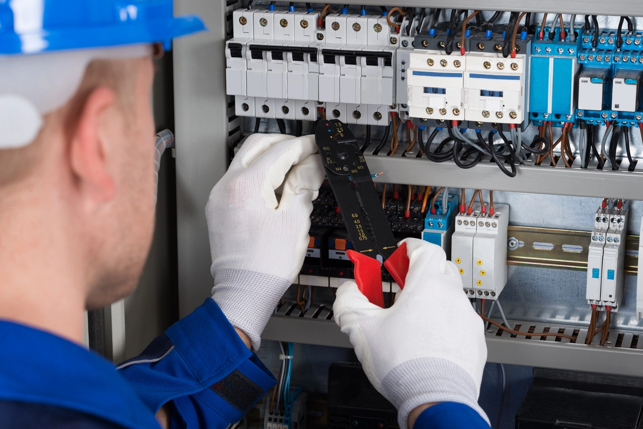 Circuit Breaker Repair in Prescott Valley